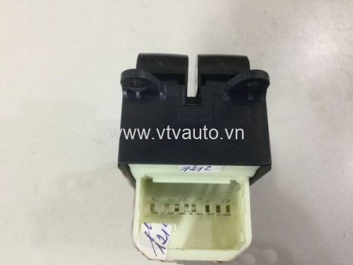 Công tắc lên kính tổng Toyota Camry Mỹ 2007-2009