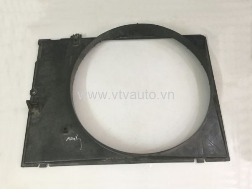 Lồng quạt két nước Toyota Land Cruiser 1998-2007