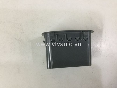 Cửa gió điều hòa bên trái Suzuki Vitara 2001-2005