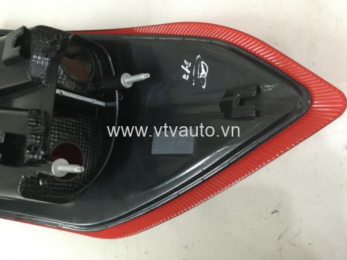 Đèn hậu ngoài trái Ford Ecosport  2014-2018
