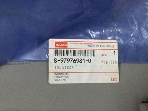 Che nắng bên phải Isuzu Hilander 2002-2009