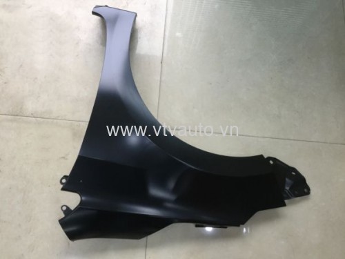 Tai xe trước trái Toyota Corolla Altis 2014-2017