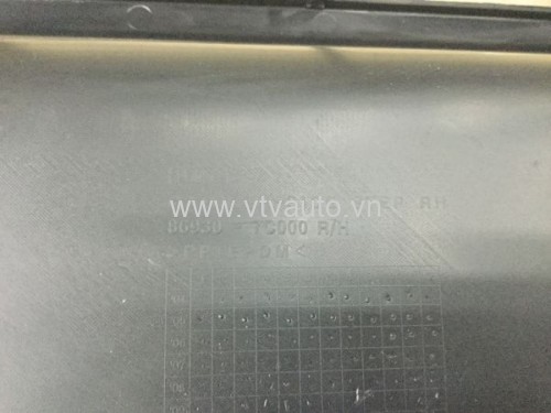 Ốp cua rè lốp trước phải Hyundai 15 tấn