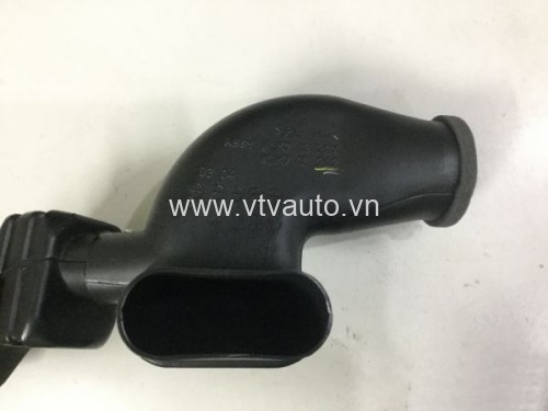 Ống hút gió ngoài Ford Everest 2006-2012