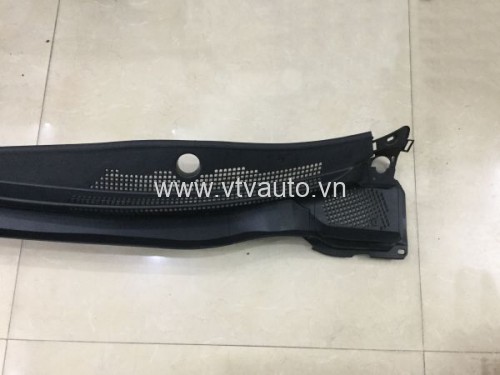 Ốp nhựa chân kính gió trước giữa Honda CRV 2013-2017