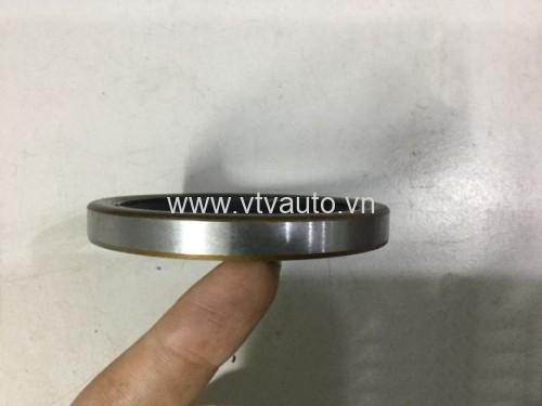 Phớt may ơ sau ngoài Toyota Prado 2004-2009