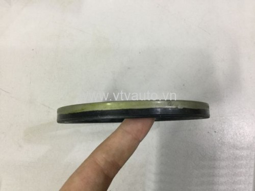 Phớt đuôi cơ Ford Escape 3.0, 2001-2005