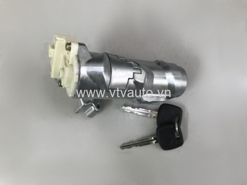 Ổ khóa điện đề Toyota Hilux Vigo 2000