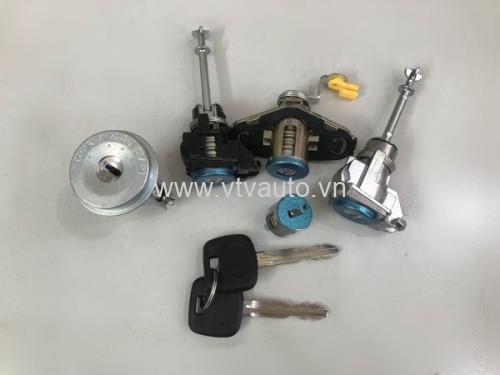 Bộ khóa cửa toàn xe Toyota Hilux Vigo