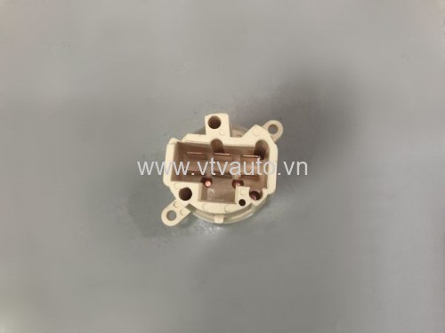 Tiếp điểm đề Nissan Versa 2008-2012