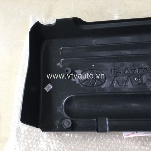 Nắp đậy trang trí trên mặt máy, nắp đậy dàn cò Toyota Corolla Altis 2002-2007