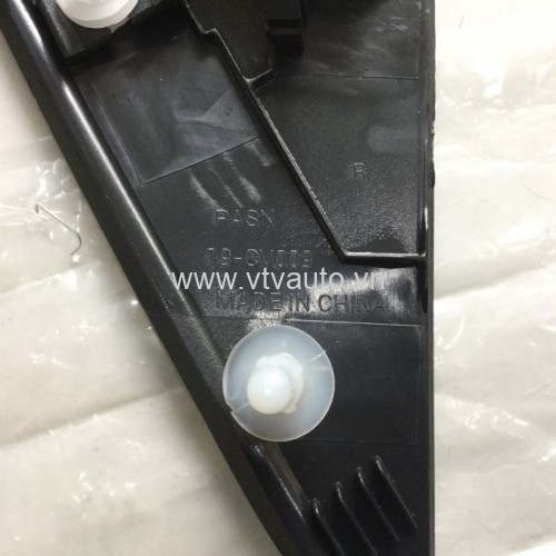 Ốp tam giác chân gương phải Toyota Vios 2008-2013