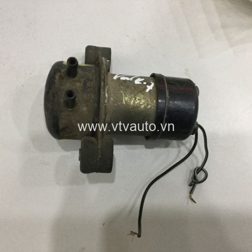 Bơm xăng ngoài bãi Suzuki 5 tạ