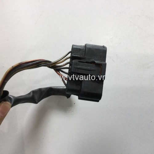 Giắc cắm vào mô bin Mazda 323,1998-2002