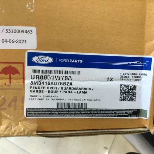 Ốp ba đờ xốc trước phải Ford Everest ,2005-2007