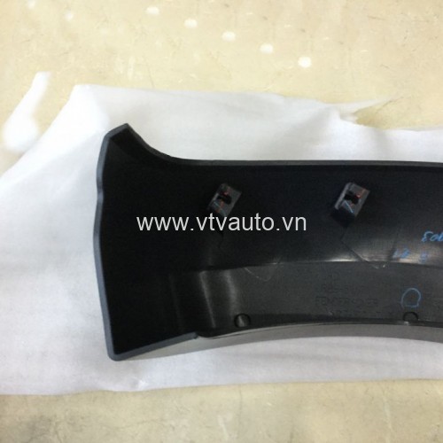 Ốp ba đờ xốc trước phải Ford Everest ,2005-2007