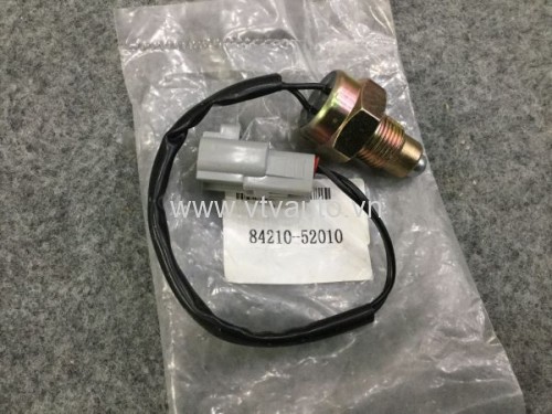 Cảm biến báo lùi Toyota Corolla Altis