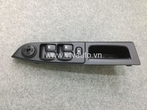Công tắc lên kính tổng liền công tắc chỉnh gương Hyundai Getz