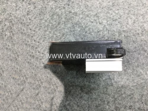 Trở quạt làm mát két nước Toyota Crown ,2009-2012