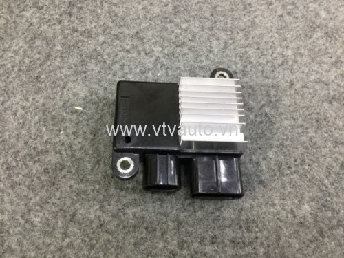 Trở quạt làm mát két nước Toyota Crown ,2009-2012