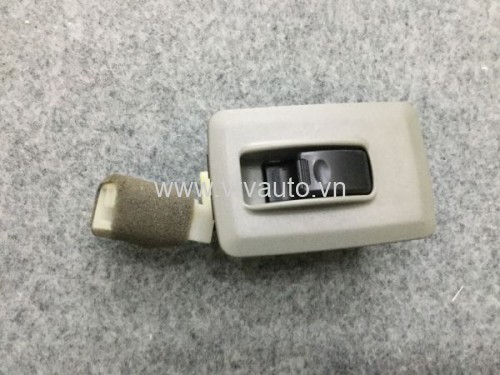 Công tắc lên kính Hyundai 1,25 tấn