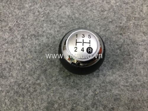 Tay đấm số sàn( Mạ giữa trắng) Toyota Corolla Altis, 2007-2015