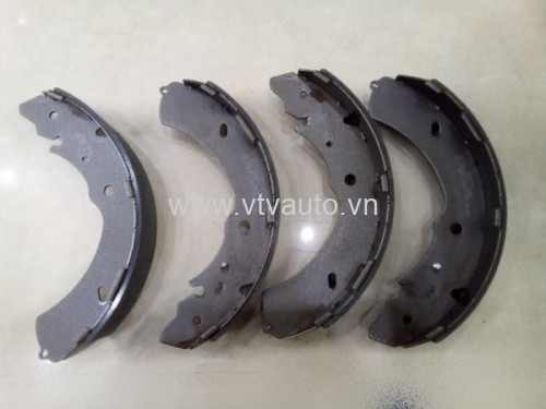 Má phanh sau guốc Chevrolet Colorado