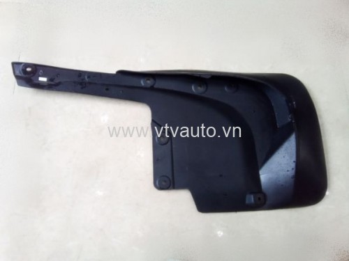 Chắn bùn bánh xe sau phải Toyota Land Cruiser,2015-2018