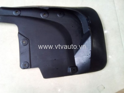 Chắn bùn bánh xe sau phải Toyota Land Cruiser,2015-2018