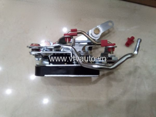 Khoá ngậm cánh cửa lùa trước phải Toyota Hiace,1990-1994