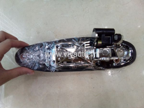 Tay mở ngoài trước phải mạ Lexus LX470 ,1998-2005