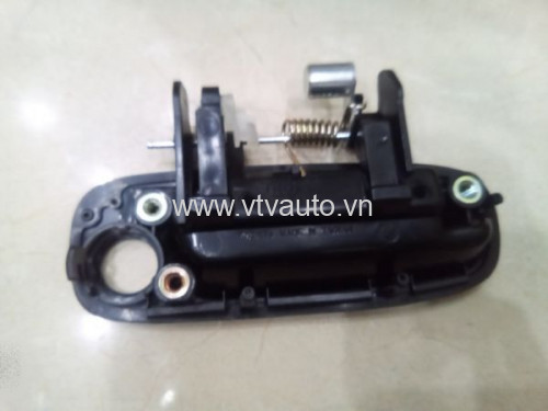 Tay mở ngoài trước trái ( màu đen) Toyota Corolla AE110, AE111,1997-2001