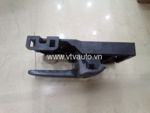Tay mở trong phải ( màu xám) (trước=sau) Toyota Land Cruiser FJ100 ,1998-2007