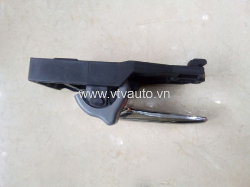 Tay mở trong mạ giữa, ốp màu xám bên trái Lexus GX470 ,2002-2009