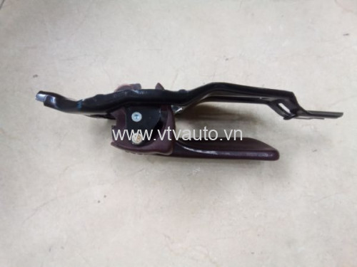 Tay mở trong trái (trước=sau) 69206-22060-02 màu mận đỏ Toyota Cressida ,1989-1996