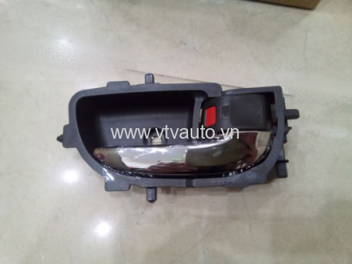Tay mở trong phải, màu nâu có mạ giữa Toyota Yaris,2007-2013