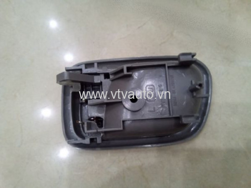 Tay mở trong trái ( màu xám ) (trước=sau) Toyota Corolla AE110, AE111 ,1997-2001