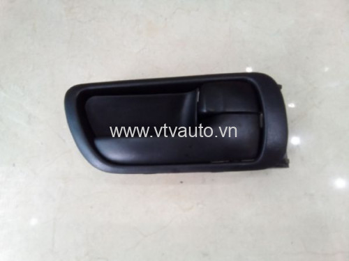 Tay mở trong phải (trước=sau) màu đen Toyota Camry 2002-2006