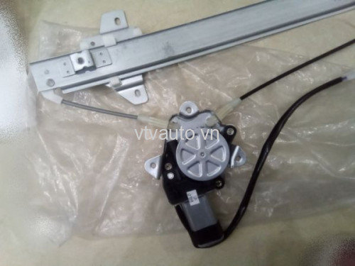 Compa + mô tơ lên kính sau trái Suzuki Vitara ,1997-2005