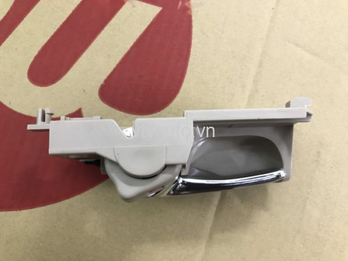   Tay mở trong trái có mạ 69206-0D080/69206-12190 Corolla Altis 02-07, Innova 06-15, Hilux 08-15, Fortuner 08-16.