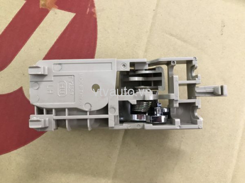   Tay mở trong trái có mạ 69206-0D080/69206-12190 Corolla Altis 02-07, Innova 06-15, Hilux 08-15, Fortuner 08-16.