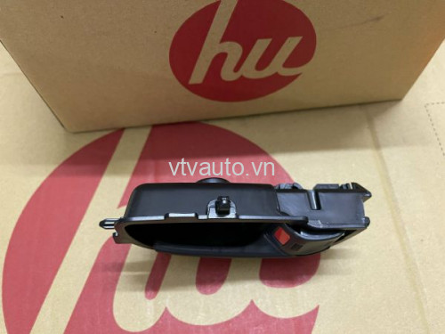 Tay mở trong phải, màu xám ( 69205-52140-E0) Toyota Vios 2008-2013
