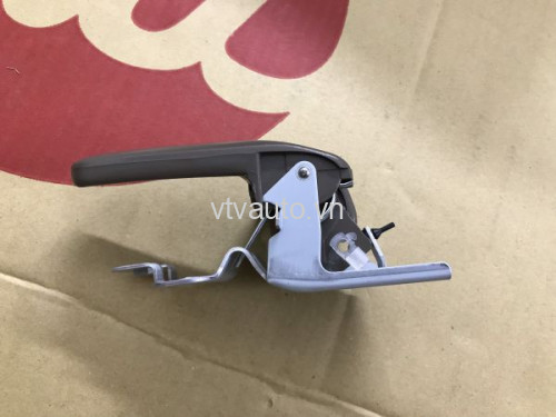   Tay mở trong phải( trước=sau ) 69205-32070/ 69205-32071 màu nâu Camry 1992-1996