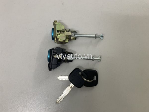 Khóa chìa cánh cửa trước LH, RH Toyota Corolla Altis 2002-2007