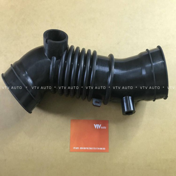 Ống Cao Su Cổ Hút Gió Từ Bầu E Đến Cổ Ga Innova 06-15  I Oem: 17881-05040