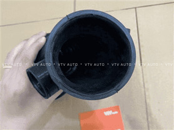Ống Cao Su Cổ Hút Gió Từ Bầu E Đến Cổ Ga Prado 2.7 3Rz 95-02 I Oem: 17881-0C010