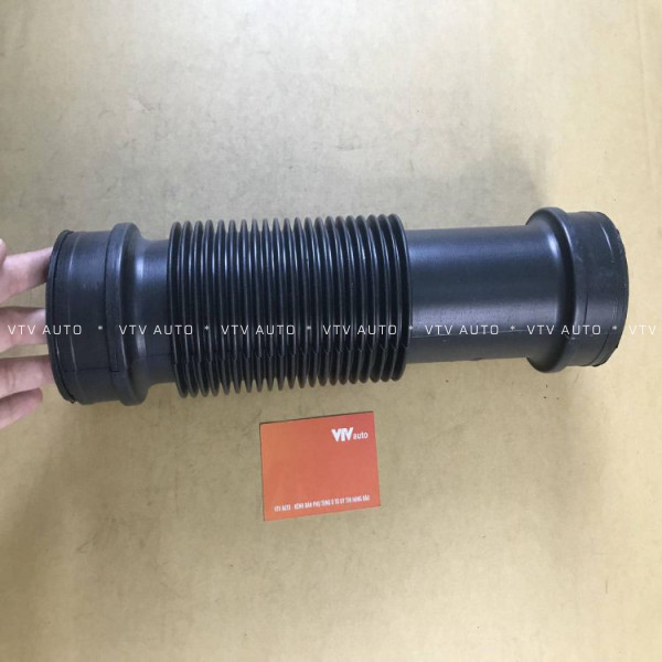 Ống Cao Su Cổ Hút Gió Từ Bầu E Đến Cổ Ga Hiace 1Rz,  2Rz,  92-04 I Oem: 17881-75010