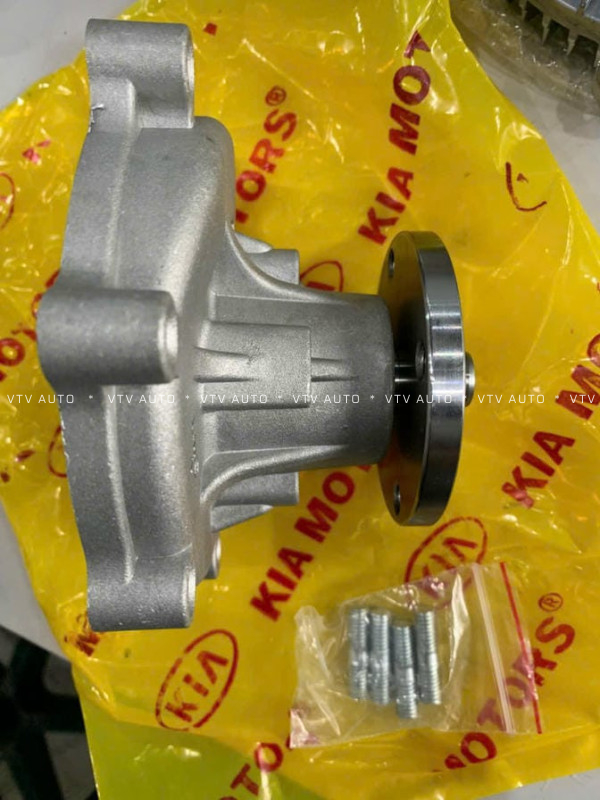 Bơm nước Kia Tải 0K65C-15-100 