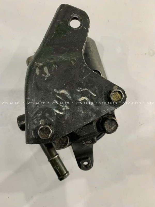 Bơm trợ lực lái Nissan U13 93 