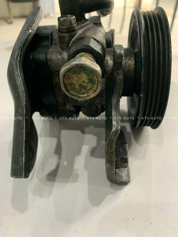 Bơm trợ lực lái Nissan U13 93 
